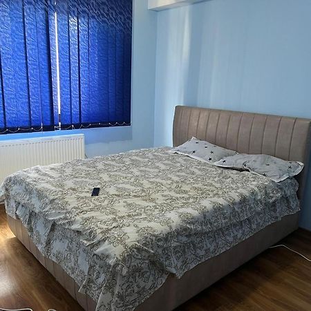 Apartamento Mehtup Srl Piteşti Exterior foto